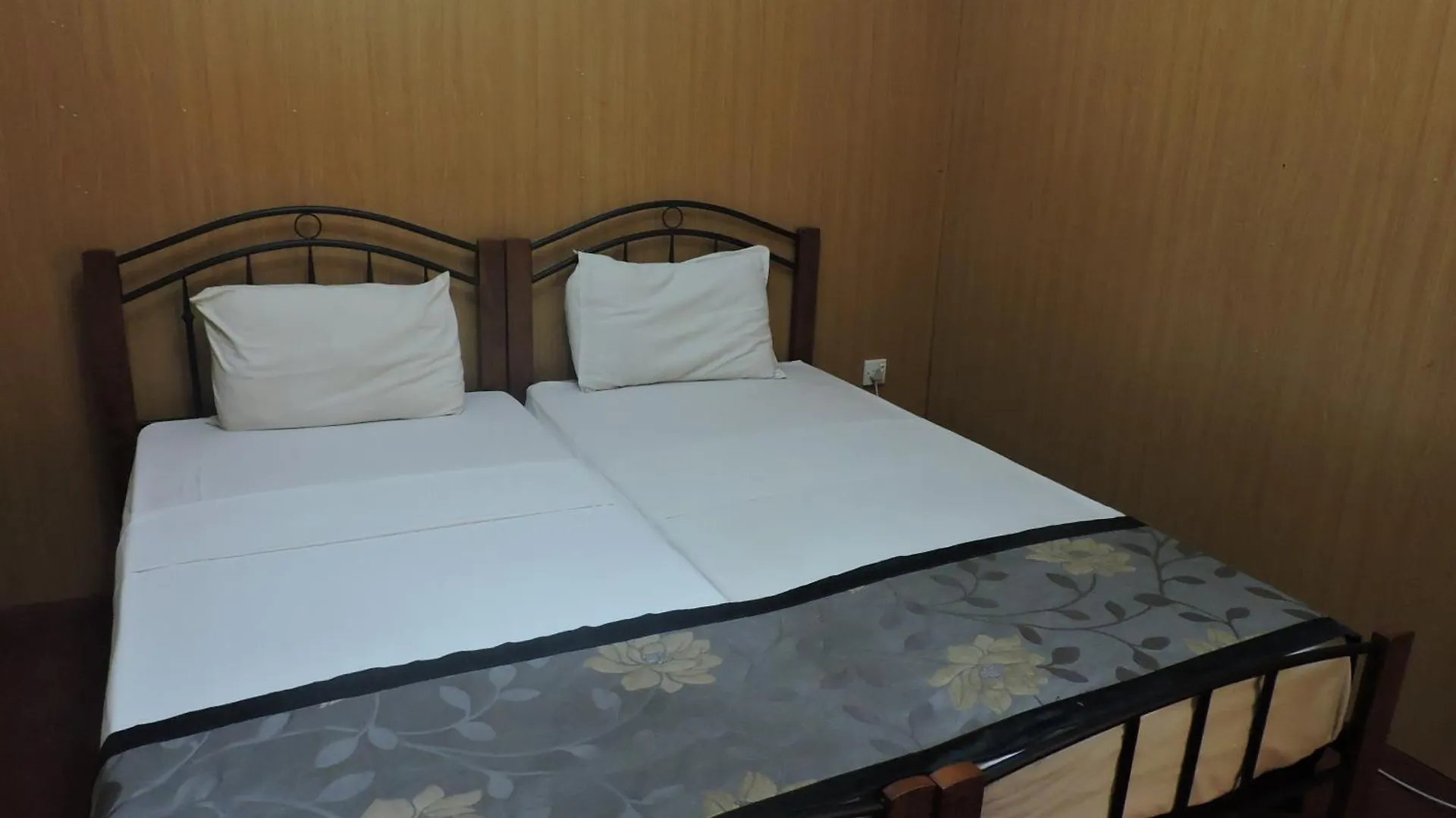 Pensión Charlton Kandy City Rest